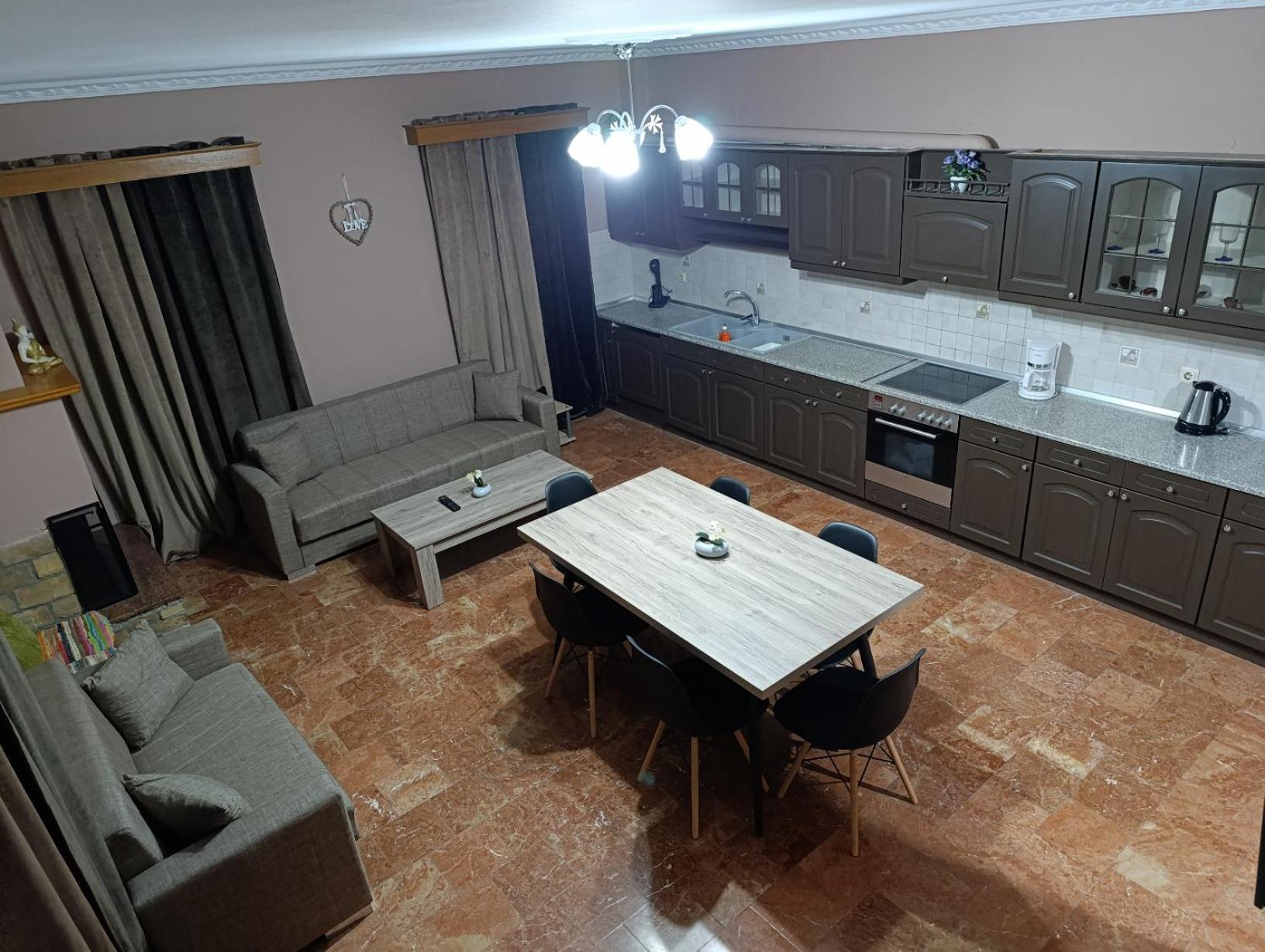 Savvas&katia's Luxury House